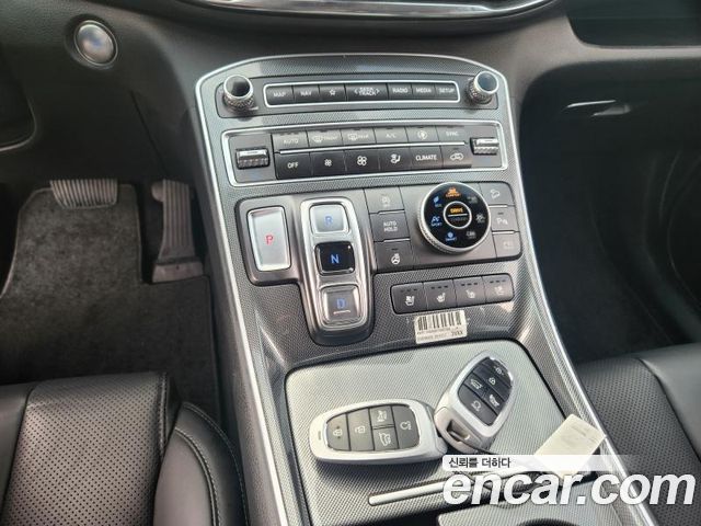 Hyundai Santafe 2022 — photo 10