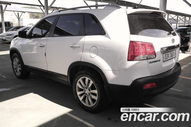 Kia Sorento 2010 — photo 2