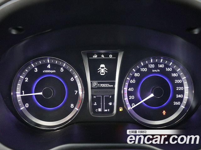 Hyundai Grandeur 2016 — photo 6