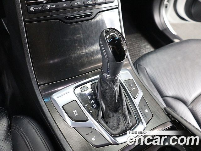 Hyundai Grandeur 2016 — photo 9