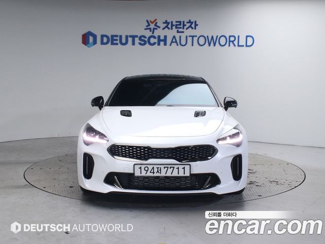 Kia Stinger 2022 — photo 3