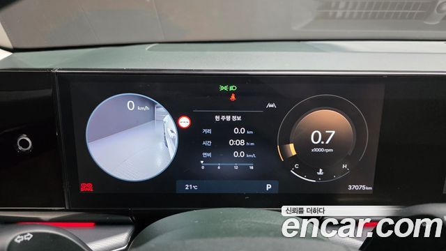 Hyundai Grandeur 2023 — photo 11