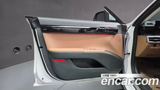 Hyundai Grandeur 2023 — photo 14