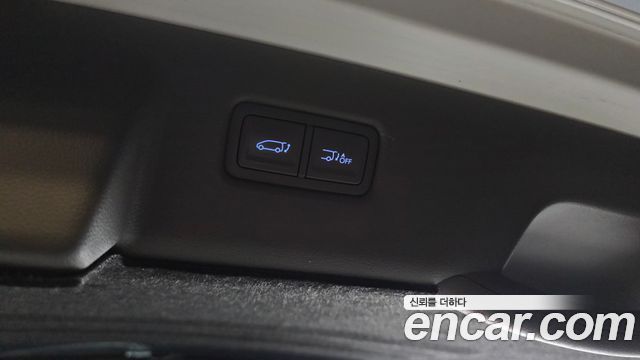 Hyundai Staria 2025 — photo 26
