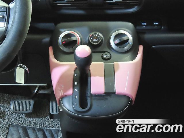 Hyundai Casper 2023 — photo 12