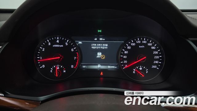 Kia K7 2017 — photo 11