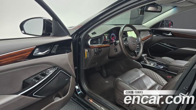 Kia K7 2017 — photo 13