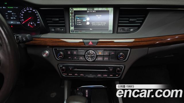 Kia K7 2017 — photo 20