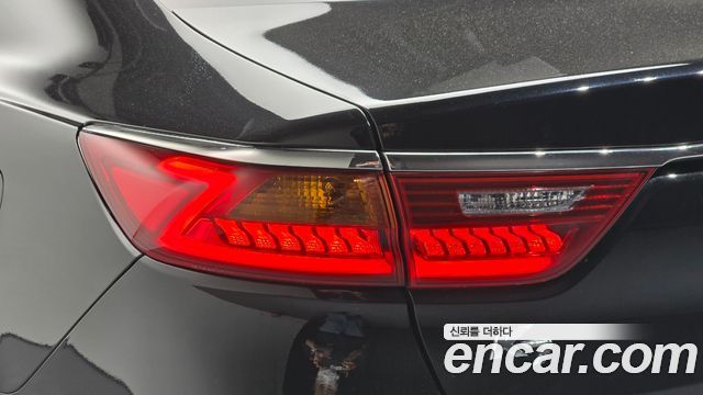 Kia K7 2017 — photo 9