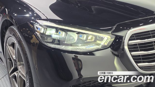 Mercedes-Benz S-Class 2021 — photo 8