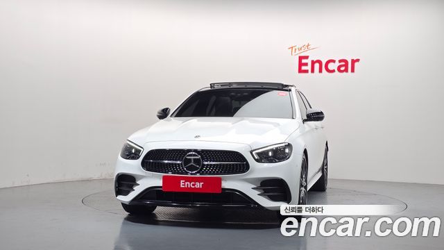 Mercedes-Benz E-Class 2023 — photo 3