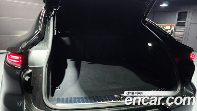 Porsche Cayenne 2025 — photo 19