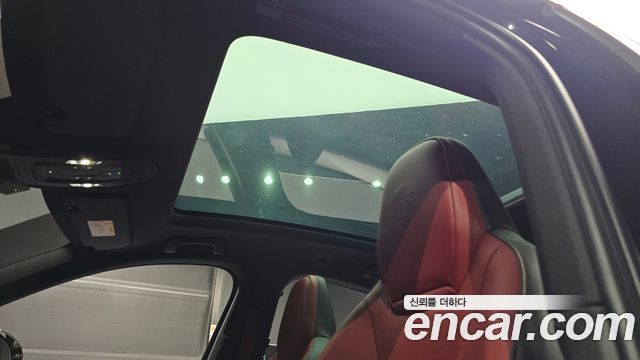 Porsche Cayenne 2025 — photo 20