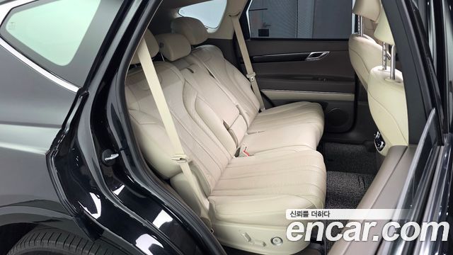 Genesis GV80 2023 — photo 18