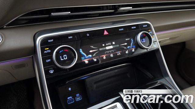Genesis GV80 2023 — photo 25