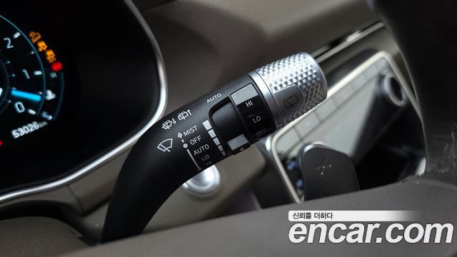 Genesis GV80 2023 — photo 27