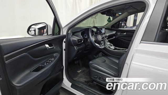 Hyundai Santafe 2022 — photo 13