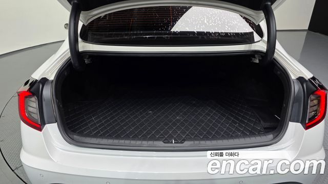 Hyundai Sonata 2021 — photo 26