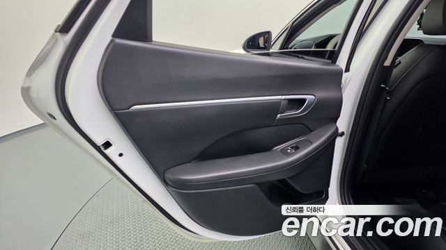 Hyundai Sonata 2021 — photo 15