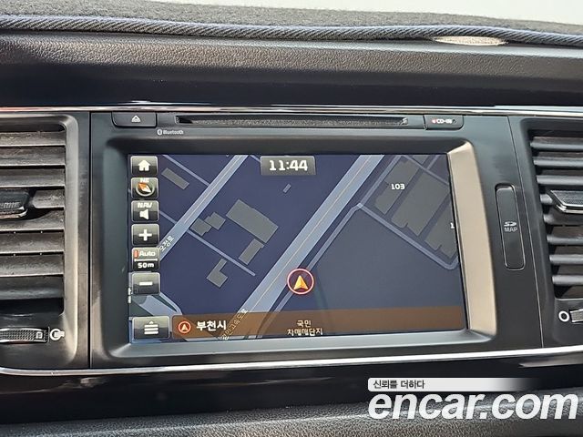 Kia Canival 2016 — photo 14