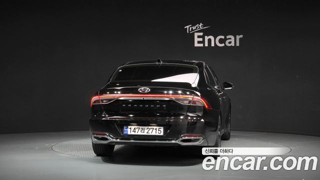 Hyundai Grandeur 2023 — photo 4