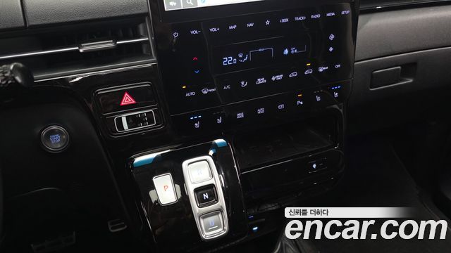 Hyundai Staria 2025 — photo 12