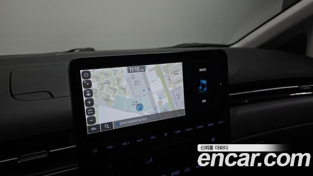 Hyundai Staria 2025 — photo 21