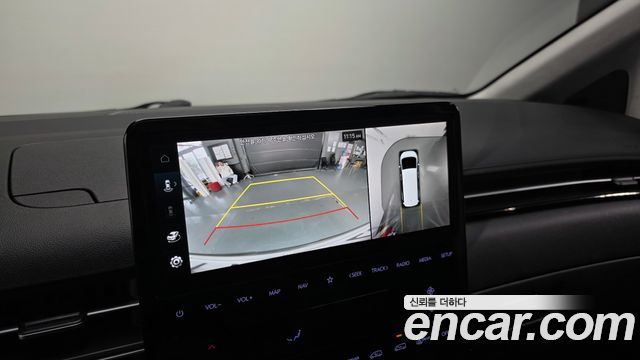 Hyundai Staria 2025 — photo 22