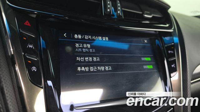 Cadillac CTS 2019 — photo 25