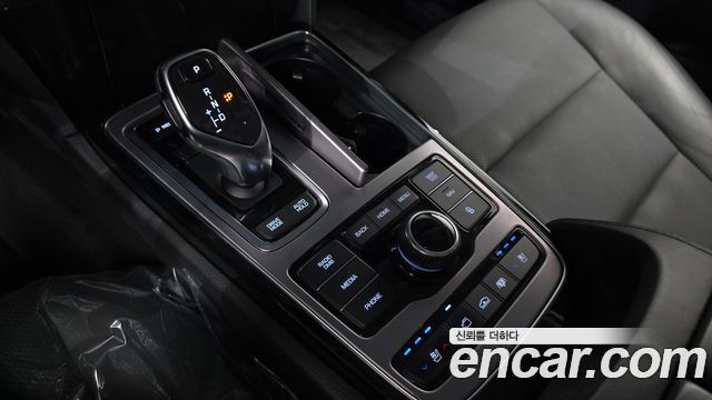 Hyundai Equus 2015 — photo 12