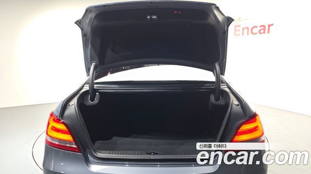 Hyundai Equus 2015 — photo 25