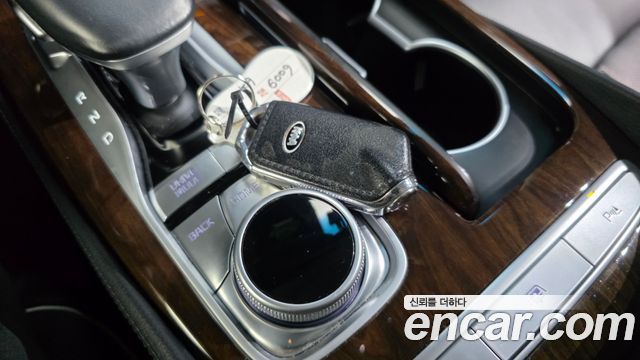 Kia K9 2019 — photo 37