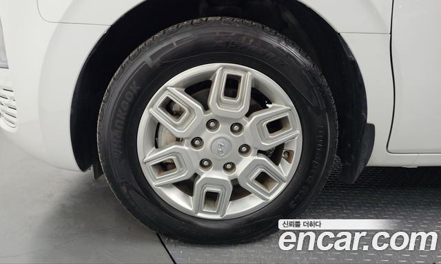 Hyundai Staria 2024 — photo 5