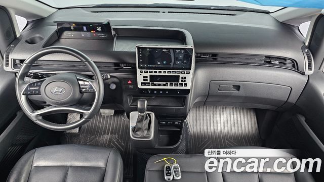 Hyundai Staria 2024 — photo 10
