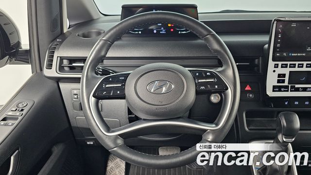 Hyundai Staria 2024 — photo 19