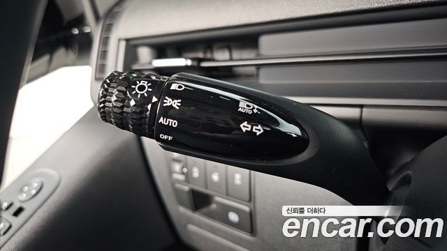 Hyundai Staria 2024 — photo 25