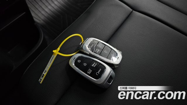 Hyundai Staria 2024 — photo 30