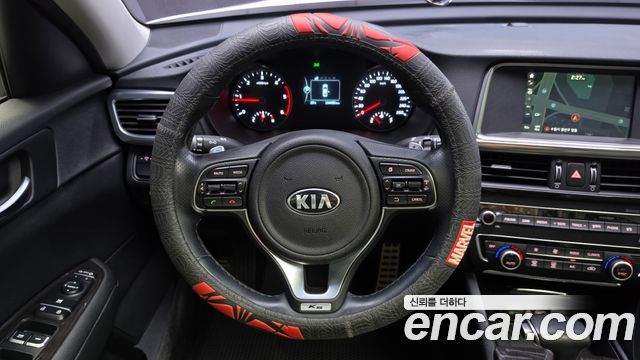 Kia K5 2016 — photo 18