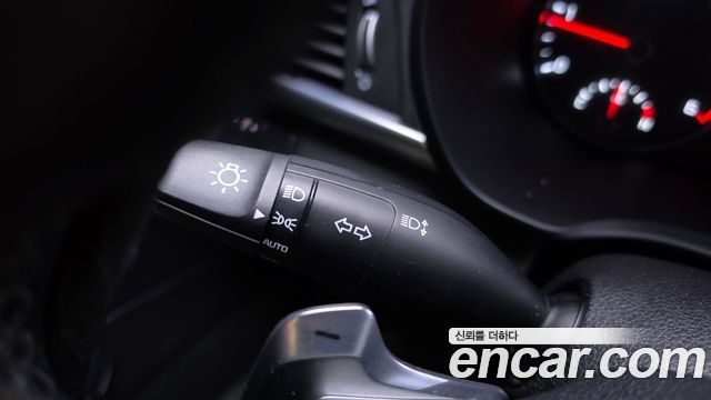 Kia K5 2016 — photo 22