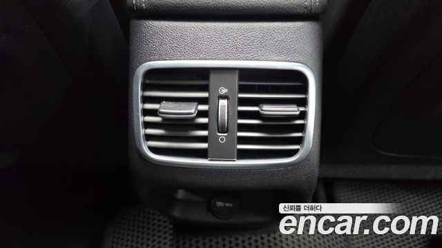 Kia K5 2016 — photo 25