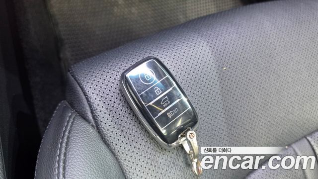 Kia K5 2016 — photo 27