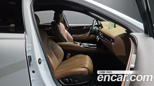 Genesis G80 2022 — photo 16