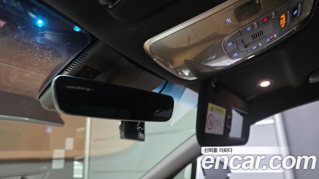 Genesis G80 2022 — photo 30