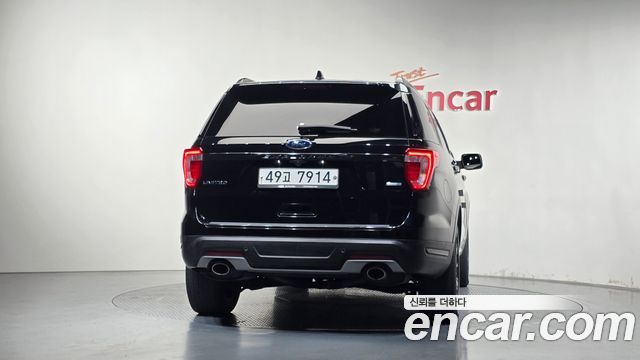 Ford Explorer 2018 — photo 4
