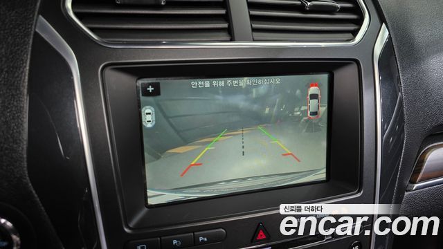 Ford Explorer 2018 — photo 20