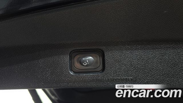 Ford Explorer 2018 — photo 34
