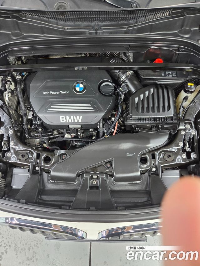 BMW X1 2016 — photo 8