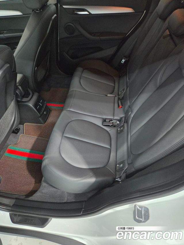 BMW X1 2016 — photo 10