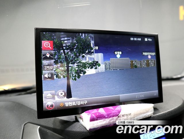 Hyundai AVANTE 2013 — photo 12