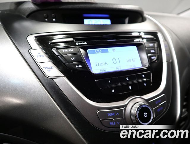 Hyundai AVANTE 2013 — photo 14